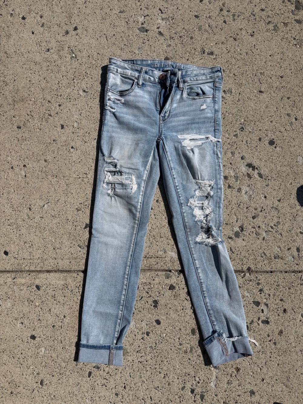 American Eagle Outfitters Light Blue Distressed Boyfriend Jeans